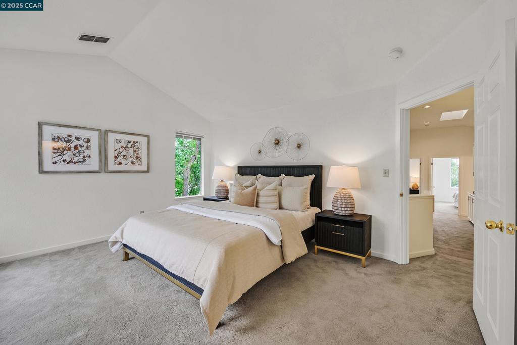 MERIDIAN - Residential