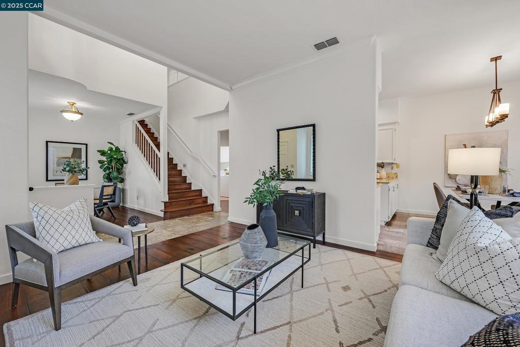 MERIDIAN - Residential
