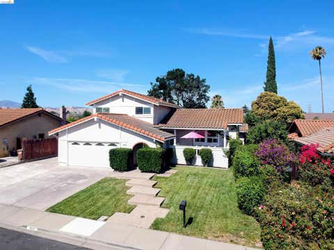 Photo of 1612 Geyser Cir Cir, Antioch, CA 94509 (MLS # 41140330)