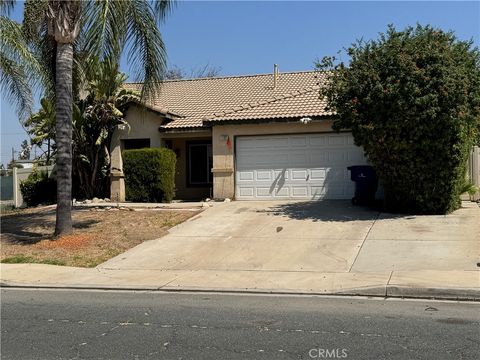 Photo of 1102 Clark Street, Riverside, CA 92501 (MLS # CV25187780) Photo of 1102 Clark Street, Riverside, CA 92501 (MLS # CV25187780)