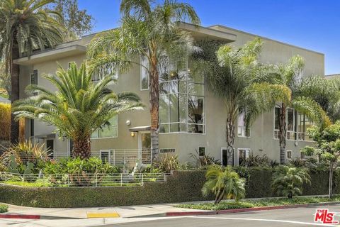 Photo of 2024 Allesandro Street #2, Los Angeles, CA 90039 (MLS # 26859079)