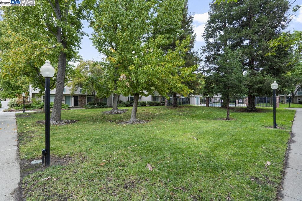 PINE CREEK - Residential