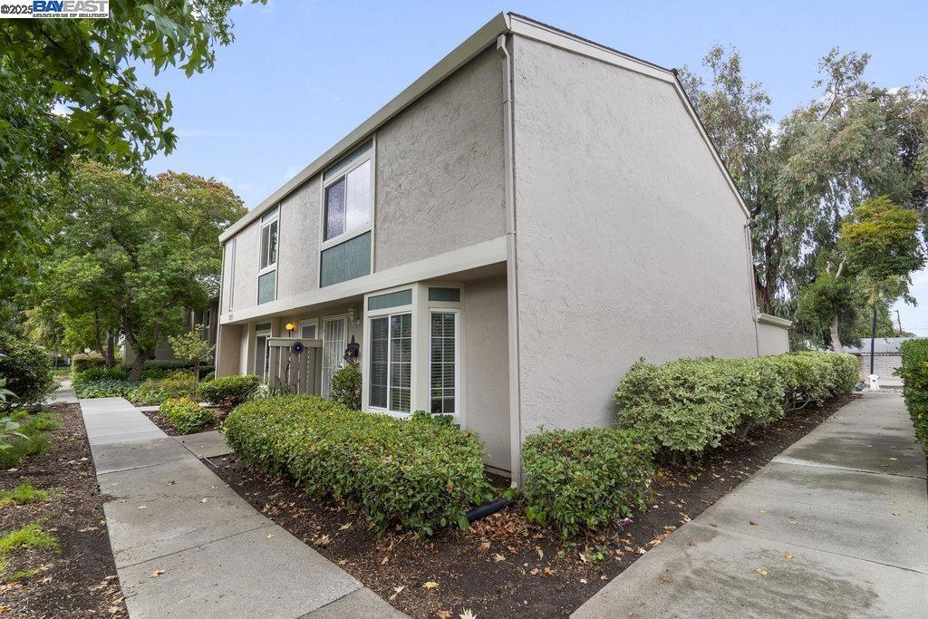 PINE CREEK - Residential