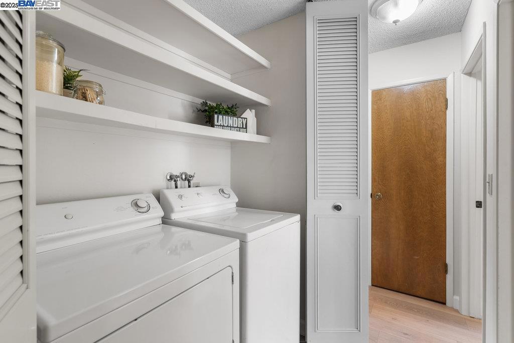 PINE CREEK - Residential