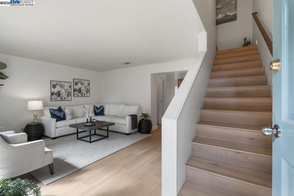 PINE CREEK - Residential