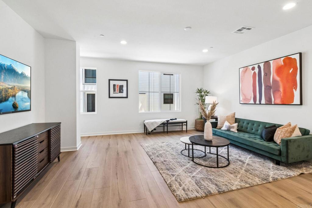 2523 Delphinium Lane
