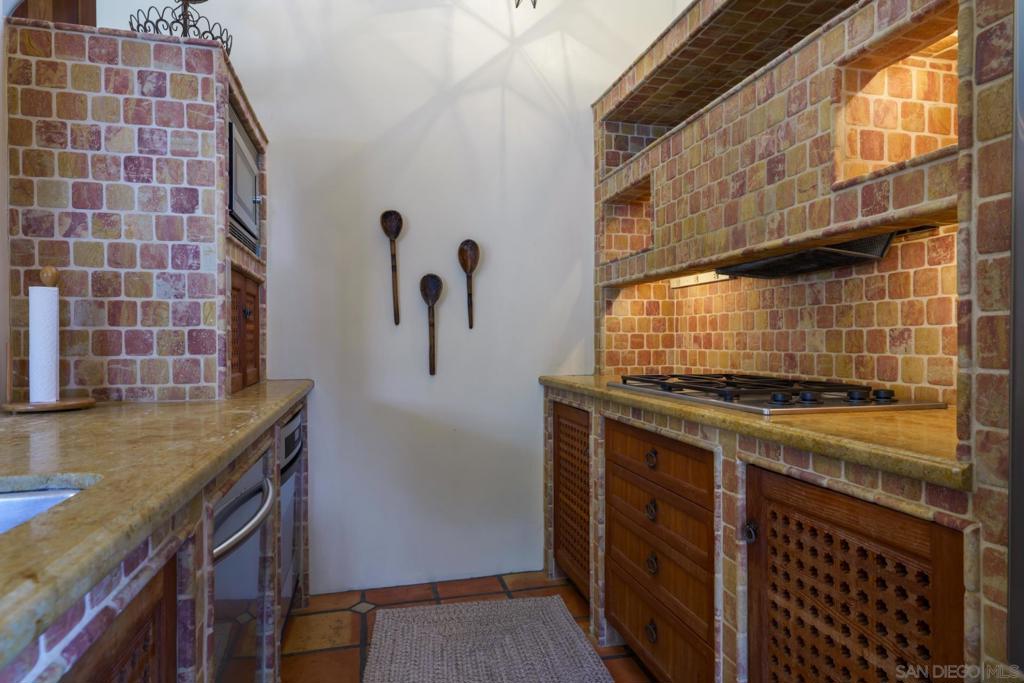 Rancho Santa Fe - Residential Lease