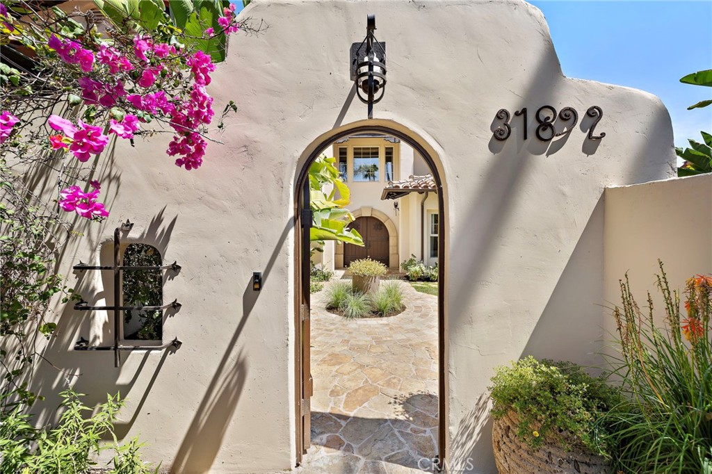 31892 Paseo Cielo