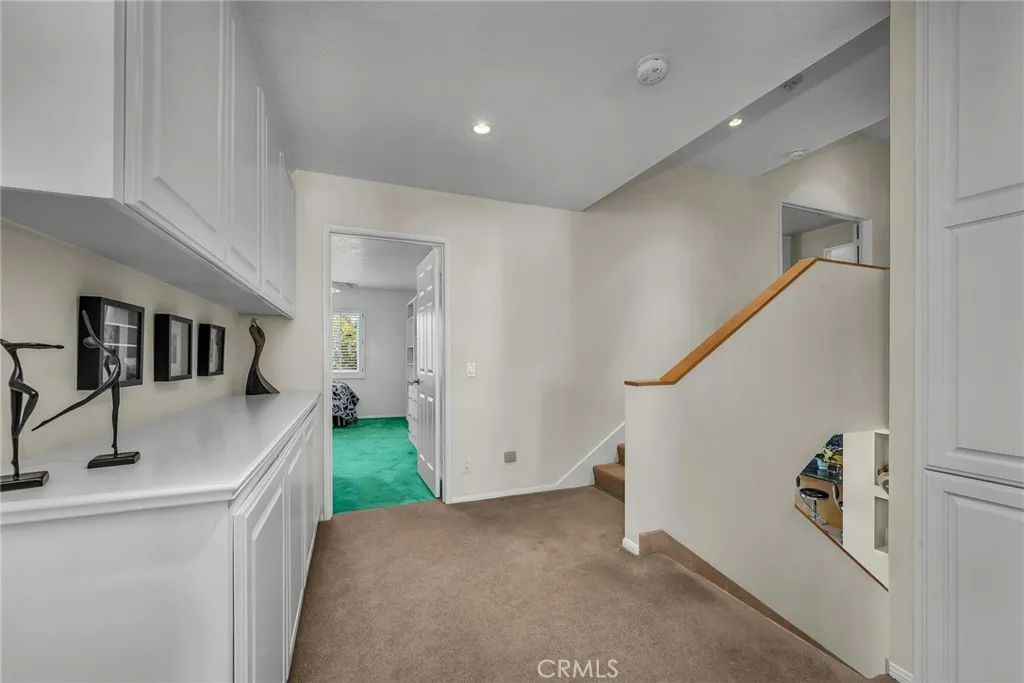 West Hills, California 91307, United States, 4 Bedrooms Bedrooms, ,3 BathroomsBathrooms,Residential,Active,254277