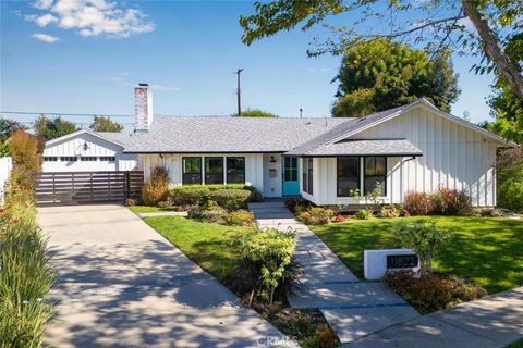 Photo of 11822 Harrisburg Rd, Rossmoor, CA 90720 (MLS # PW25249486) Photo of 11822 Harrisburg Rd, Rossmoor, CA 90720 (MLS # PW25249486)