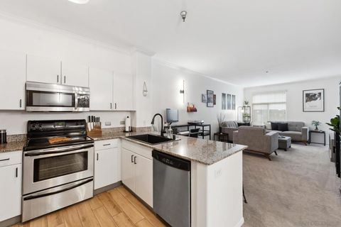 1642 7Th Ave 223 San Diego CA 92101