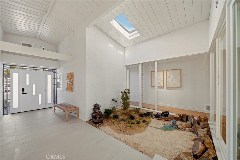 6439 Lake Mere Court