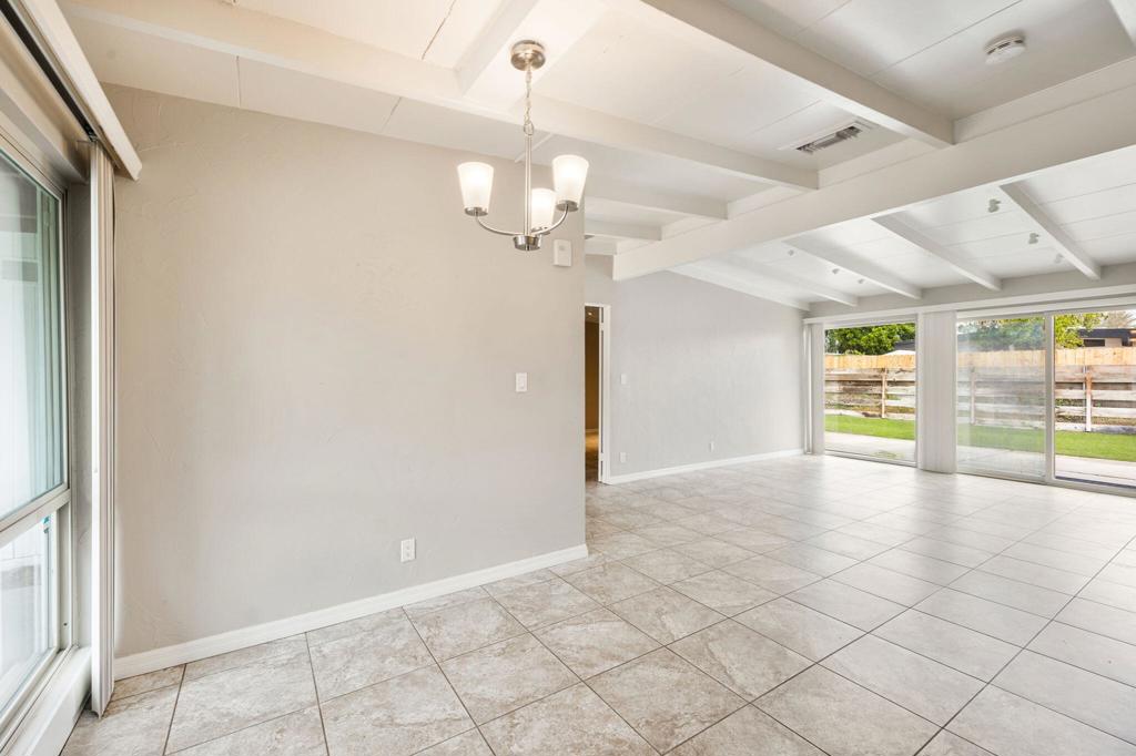 Tierra Del Sol - Residential Lease