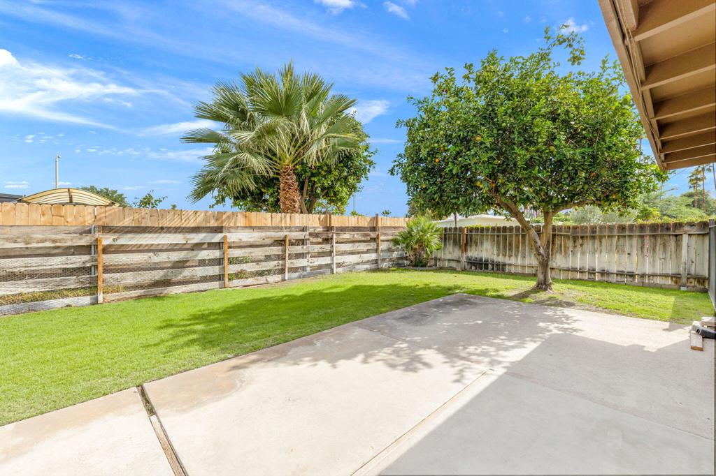 Tierra Del Sol - Residential Lease