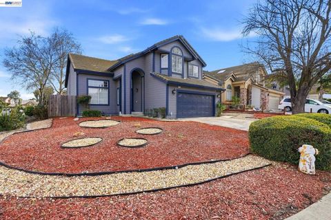 Photo of 4101 Spaulding St St, Antioch, CA 94531 (MLS # 41126504)