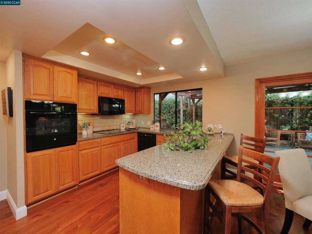 COLONY PARK - Residential