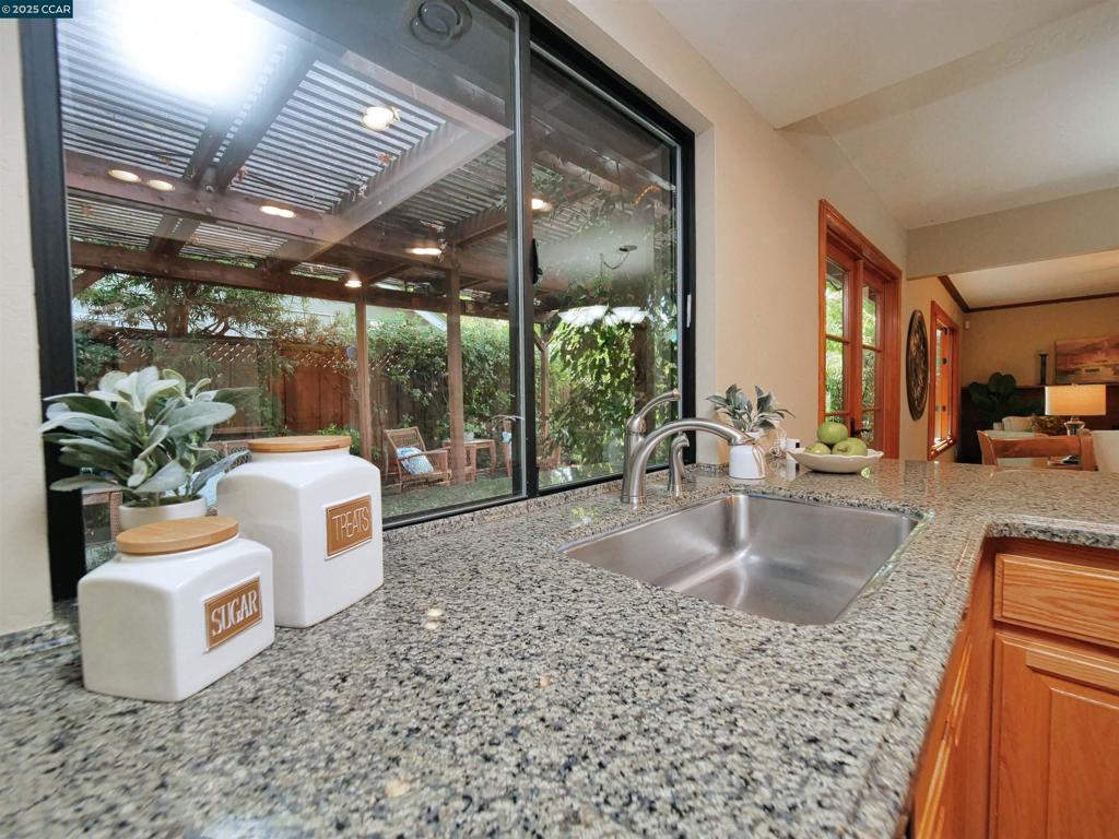 COLONY PARK - Residential