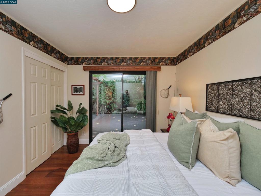 COLONY PARK - Residential