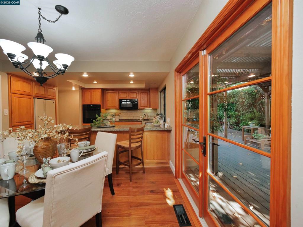 COLONY PARK - Residential