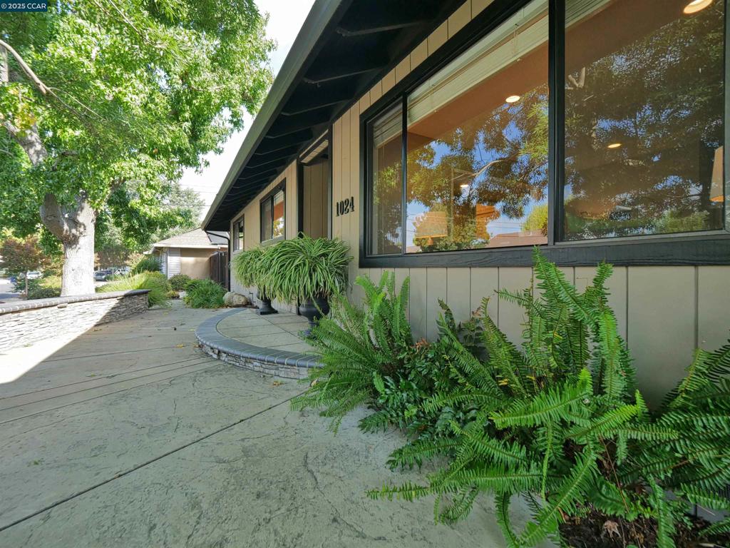 COLONY PARK - Residential