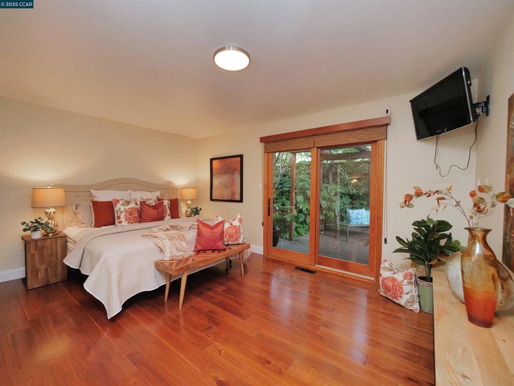 COLONY PARK - Residential