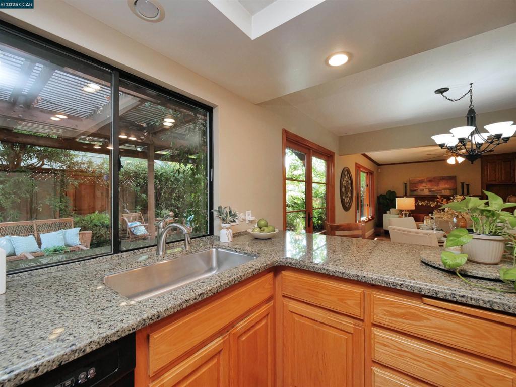 COLONY PARK - Residential