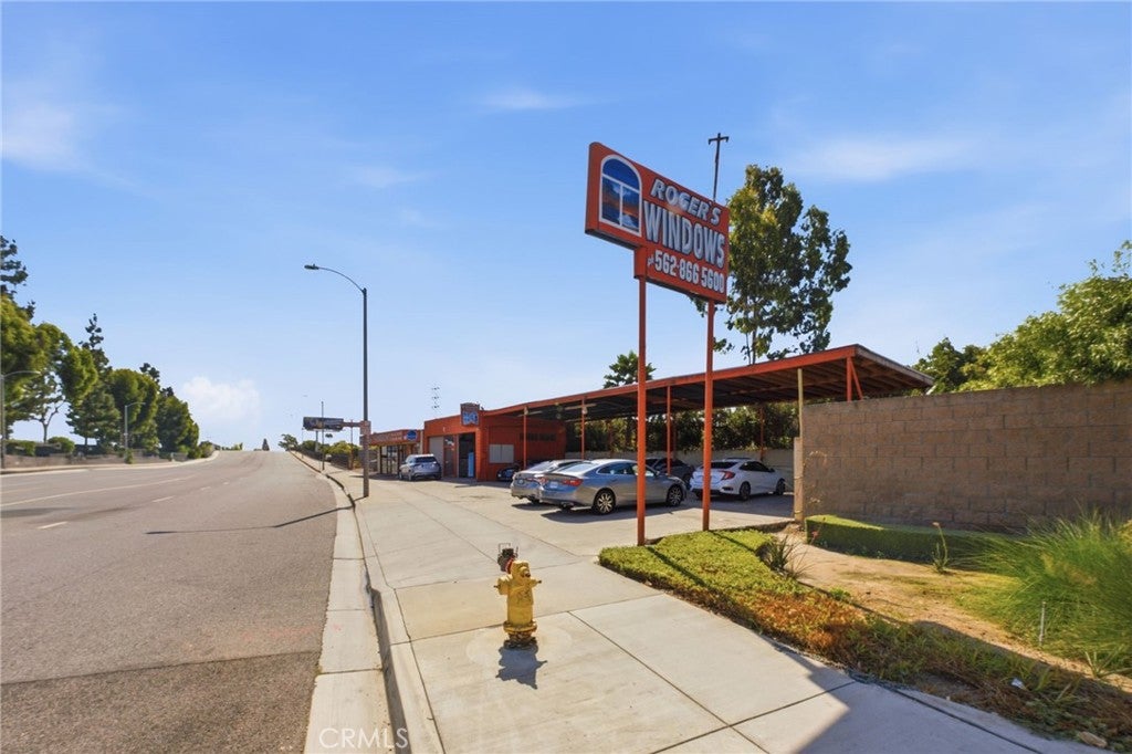 10452 Alondra