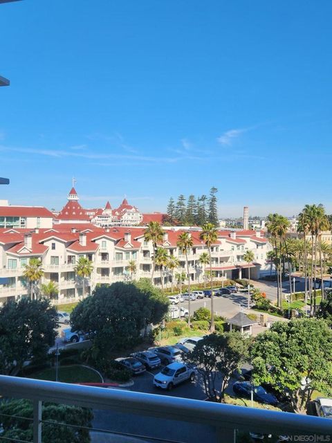 Photo of 1720 Avenida Del Mundo #509, Coronado, CA 92118 (MLS # 260004285SD)
