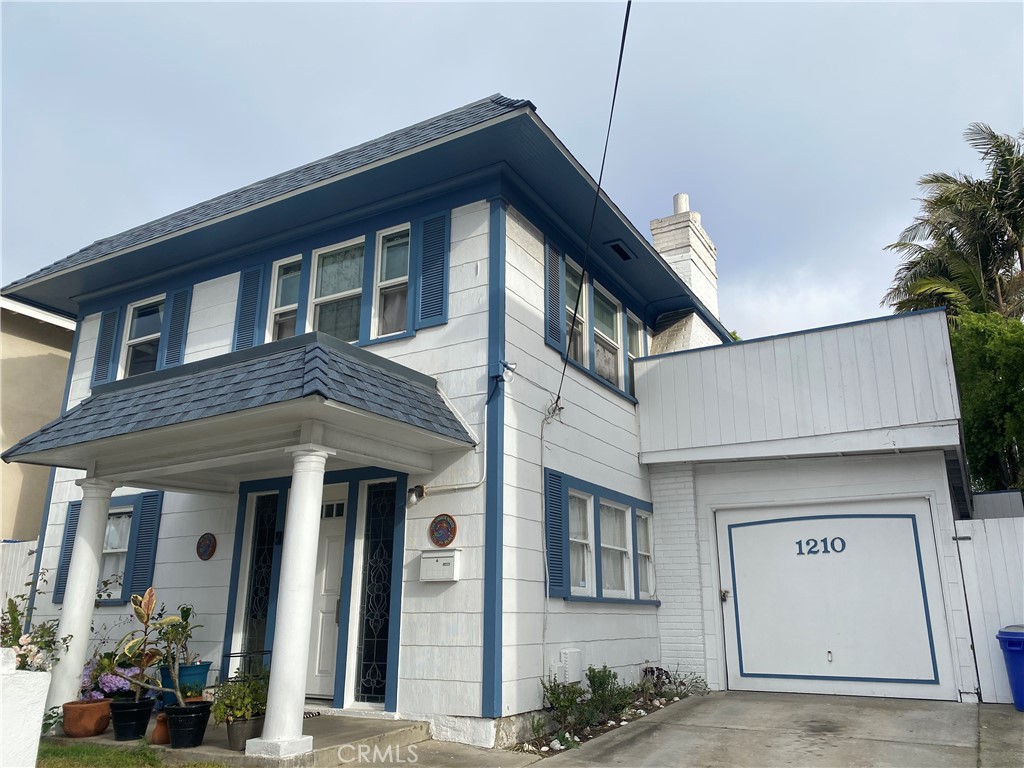 Built in 1924, this Craftsman-style home in Hermosa Beach, believed to be one of the last original residences, spans 101 years of rich history. Featured in Castles in the Sand and the Daily Breeze’s Houses with a Past, it reflects a storied past. City records cited in Castles in the Sand indicate that a remodeling application was submitted in 1924; alterations occurred in 1931, with the owner adding features in 1938 to create a three-unit apartment. Converted to a single-family home in 1965, it once served as a boarding house for Santa Fe Railroad workers. Now available for the first time in nearly 50 years, this property offers a unique opportunity for restoration. Rich in character, it contrasts with modern homes and preserves the South Bay’s heritage.'
Contact us to schedule a tour or inquire.
The home is sold as is and needs repair and improvements.