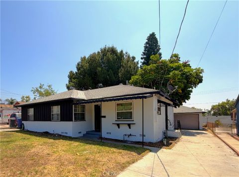 Photo of 13944 Sayre Street, Sylmar, CA 91342 (MLS # CV26085314)