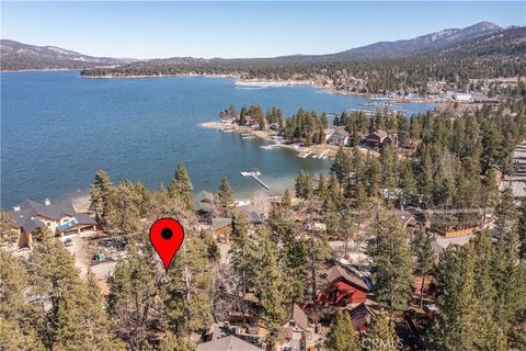 Photo of 40177 Lakeview Dr, Big Bear Lake, CA 92315 (MLS # IG26046337)