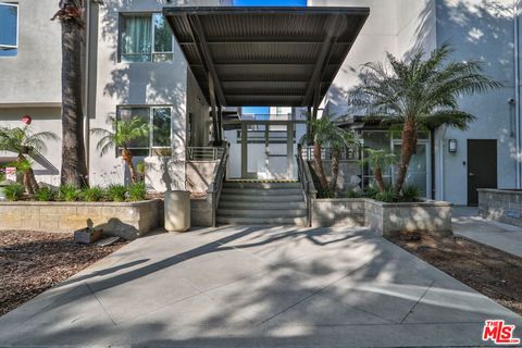 6400 Crescent Parkway 305 Playa Vista CA 90094