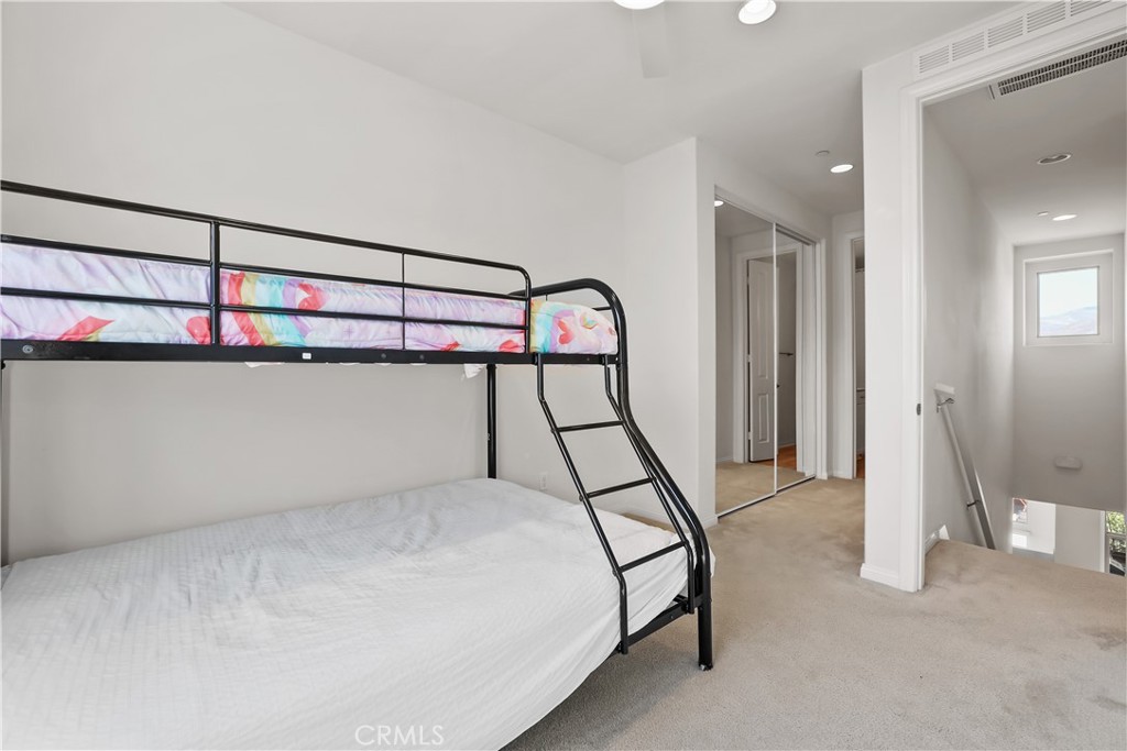 88 Renewal, Irvine CA 92618 - Photo 20