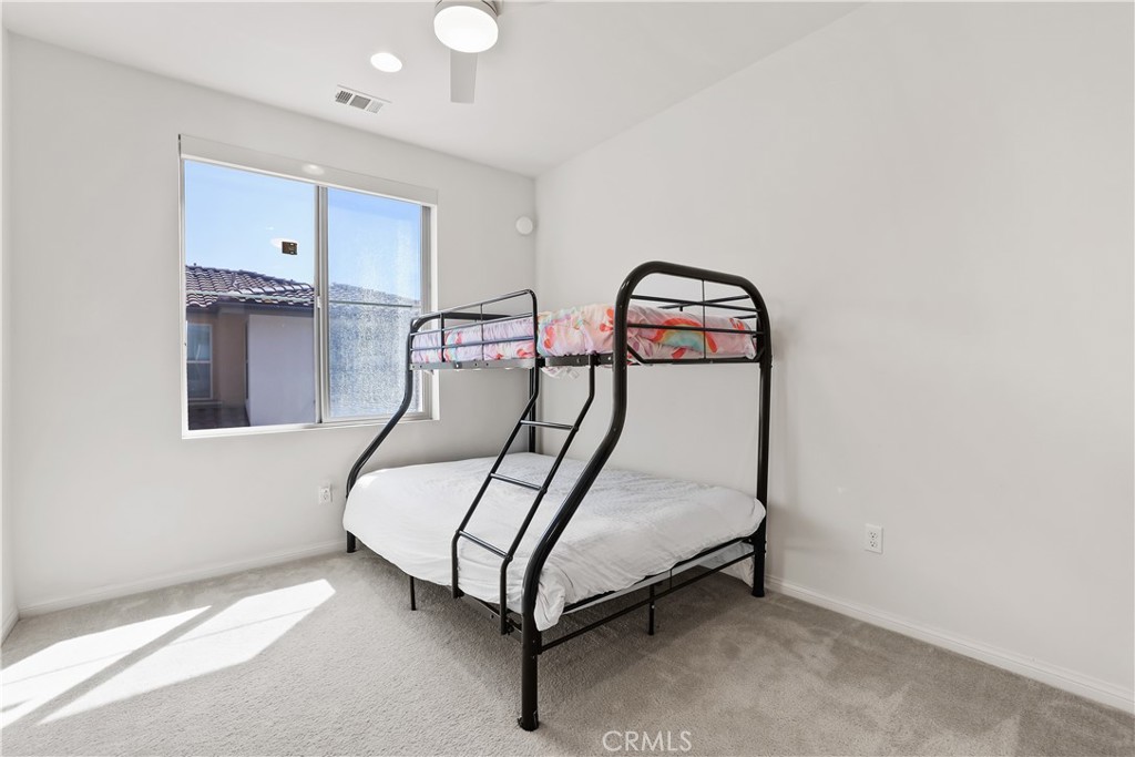 88 Renewal, Irvine CA 92618 - Photo 19