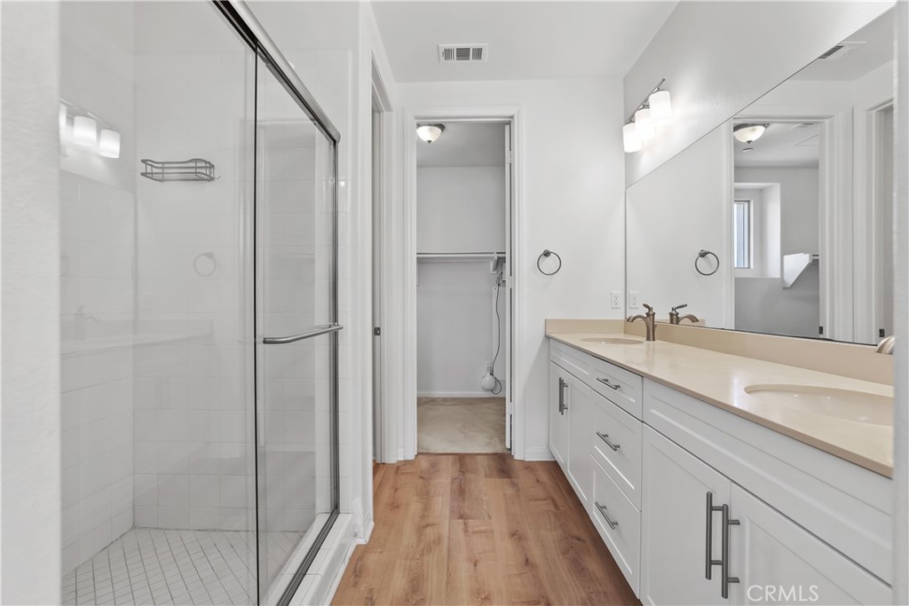 88 Renewal, Irvine CA 92618 - Photo 26