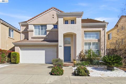 Photo of 672 672 Greylyn Dr Dr, San Ramon, CA 94583 (MLS # 41126248)