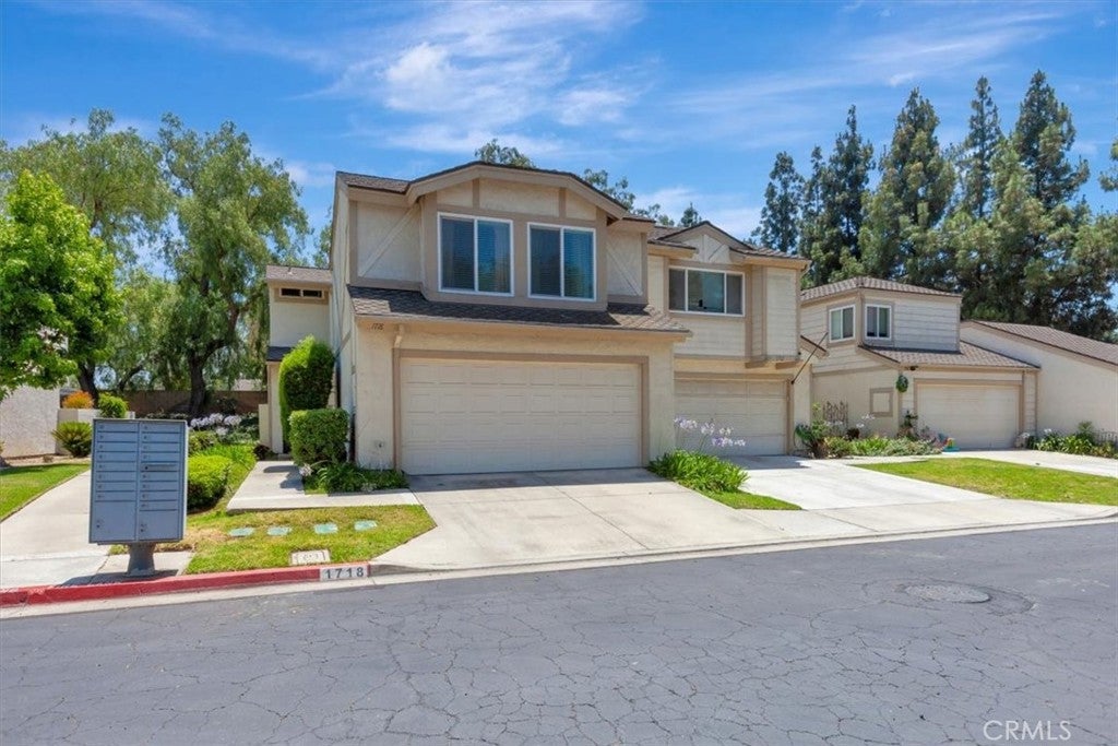 1718 Truman Circle