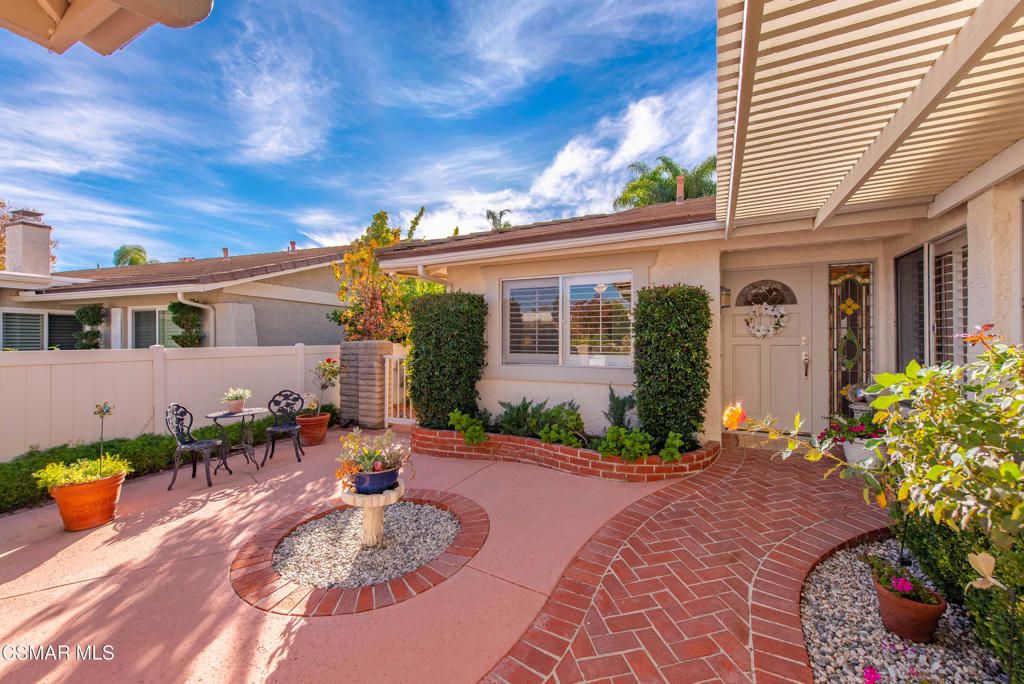 Photo of 2126 Crespi Lane, Westlake Village, CA 91361 (MLS # 225005851)