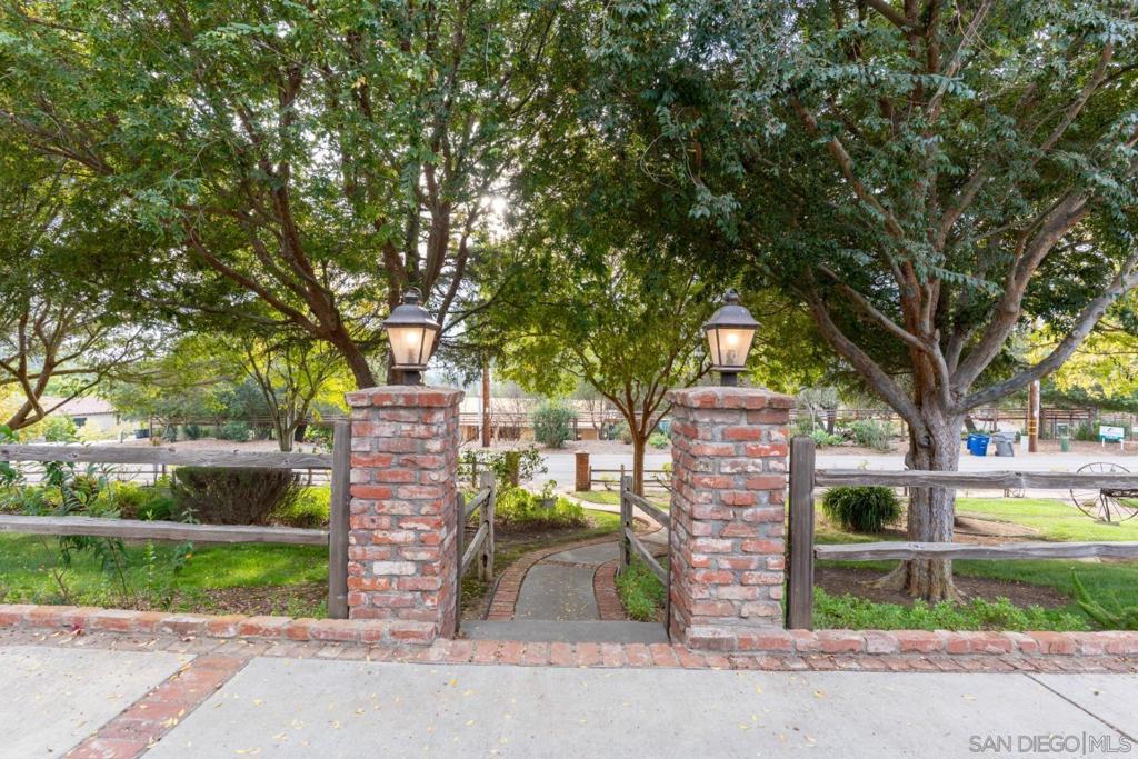 Fallbrook - Residential