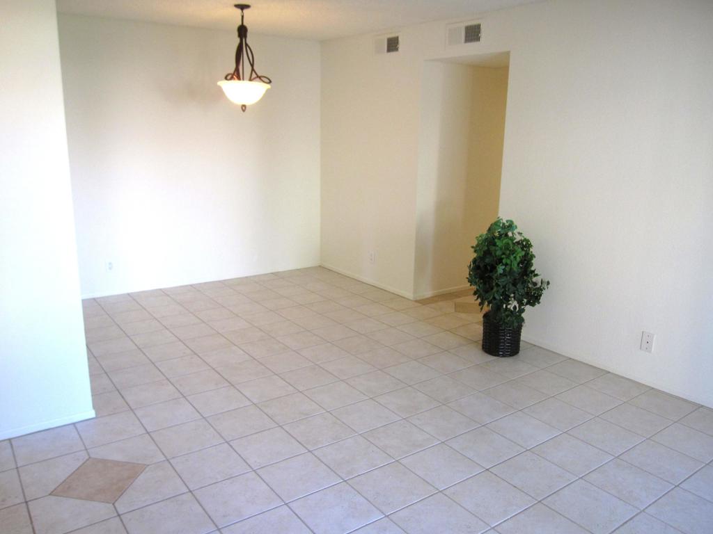 Vista Palm Desert - Residential