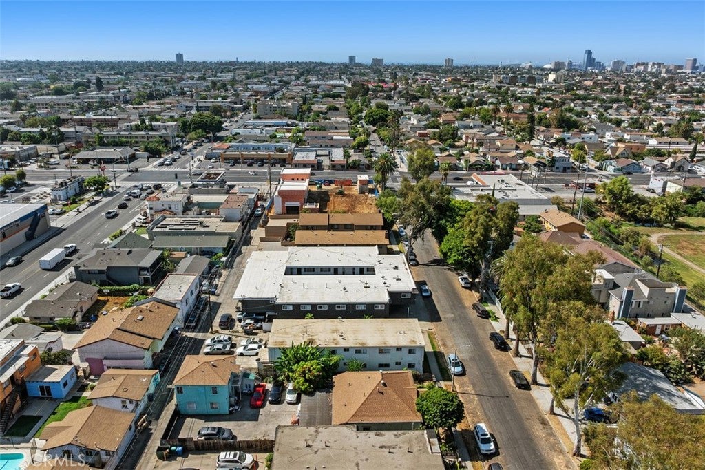 1868 Gardenia Avenue