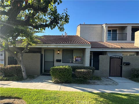 Photo of 6 Lincoln Court, Buena Park, CA 90620 (MLS # PW26129938)