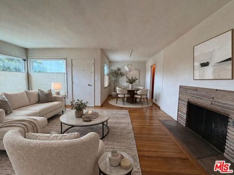 Photo of 12207 Palms Boulevard, Los Angeles, CA 90066 (MLS # 26840673)
