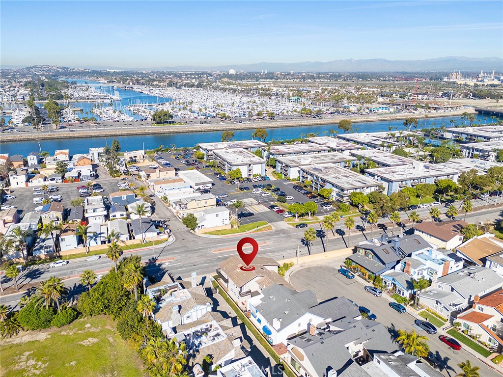 Seal Beach, California, 90740, United States, 4 Bedrooms Bedrooms, ,3 BathroomsBathrooms,Residential,Active,2010555
