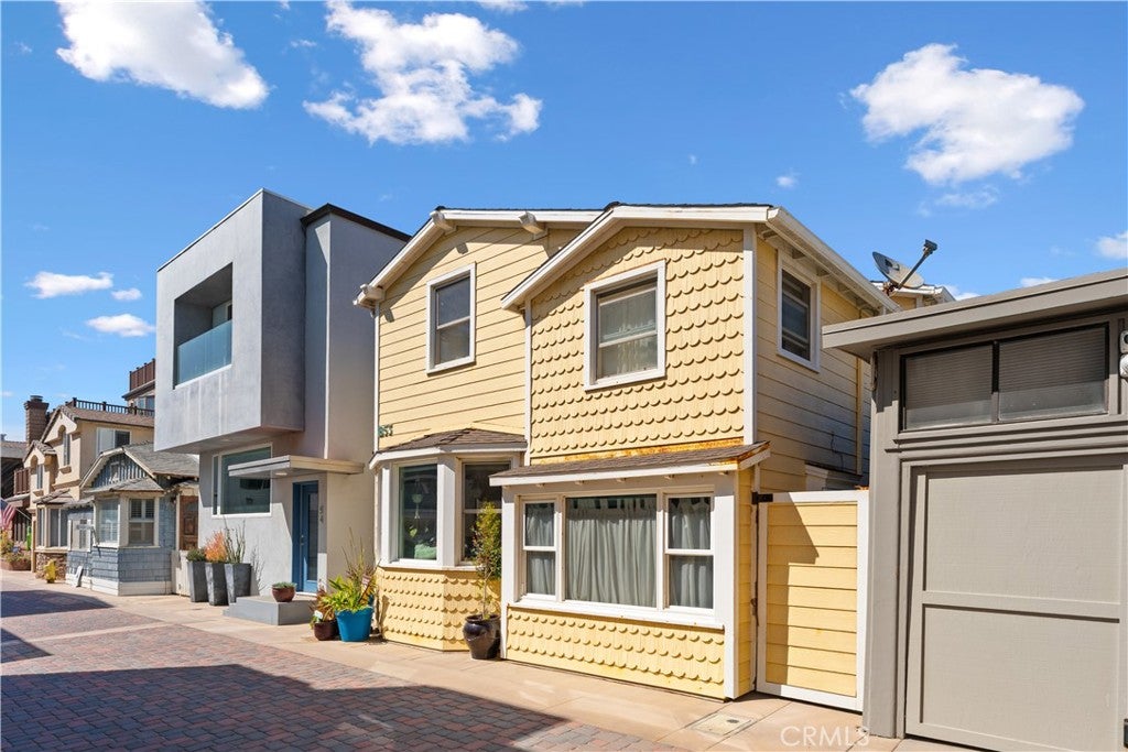 53 B Surfside AVE, Surfside CA 90743