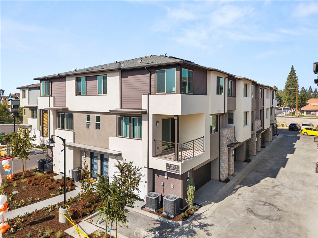 1954 Avenida Del Sol