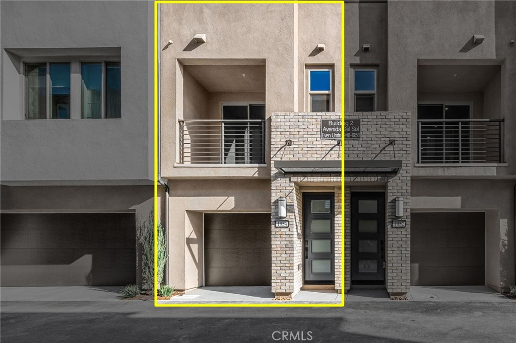 1954 Avenida Del Sol