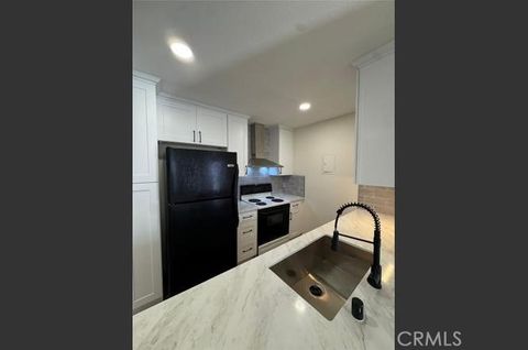 Photo of 2511 W SUNFLOWER Ave #F11, Santa Ana, CA 92704 (MLS # OC26081200)