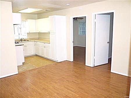 1190 S Thomas Street A & B