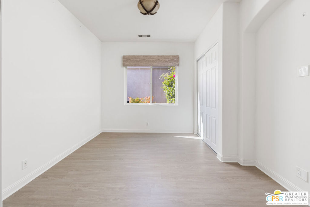 Mira Vista - Residential